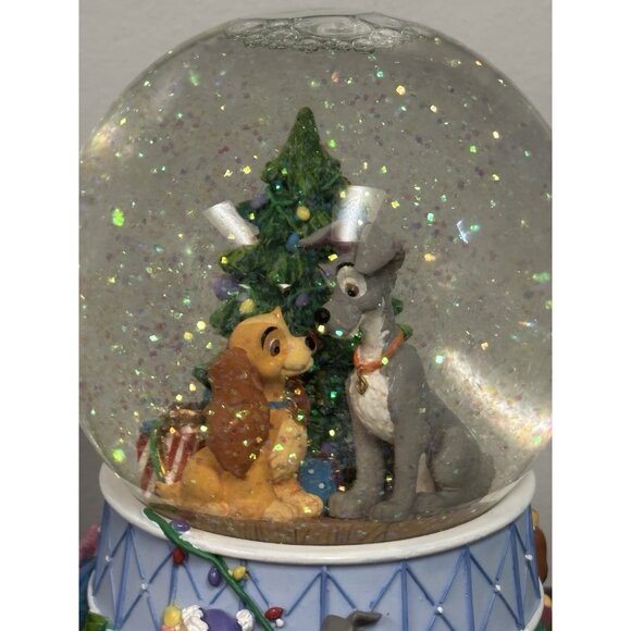 Disney Lady & The Tramp Dog Christmas Tree Deck Halls Musical Water Globe - Picture 7 of 17